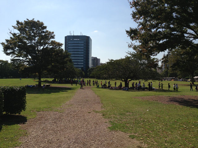 木場公園内広場